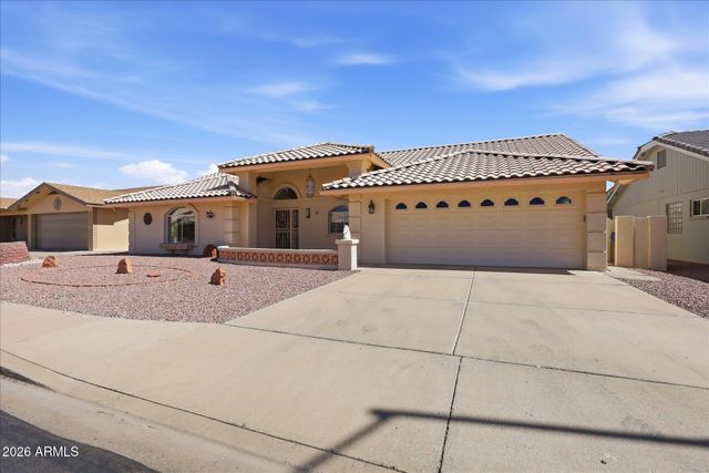 7833 E Nopal Avenue, Mesa, AZ 85209