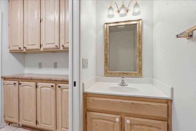 7833 E Nopal Avenue, Mesa, AZ 85209