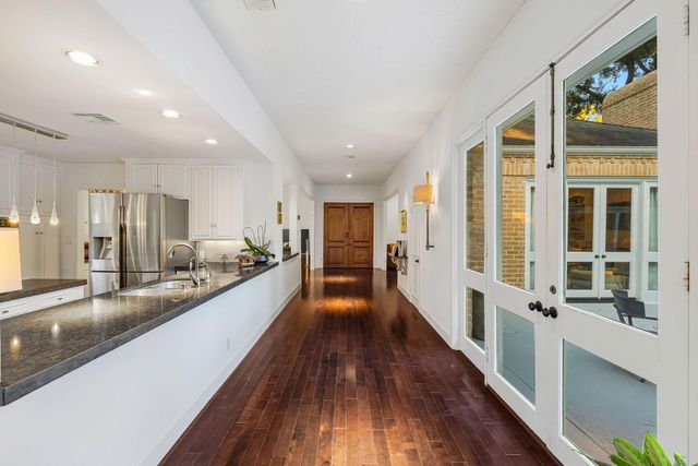 323 Vanderpool Lane, Houston, TX 77024