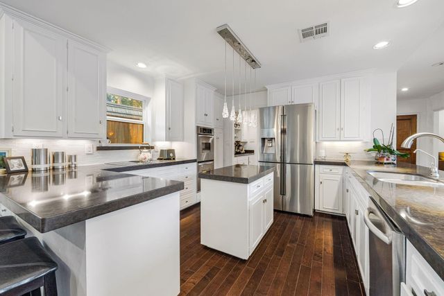 323 Vanderpool Lane, Houston, TX 77024