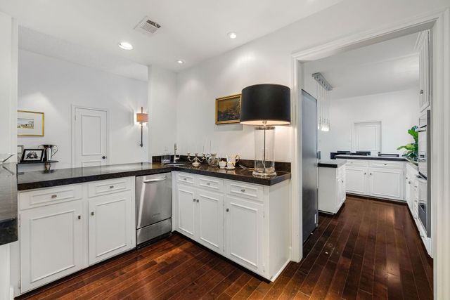 323 Vanderpool Lane, Houston, TX 77024