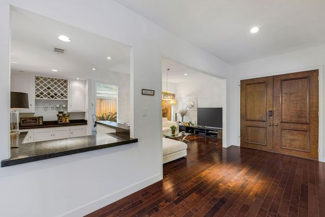 323 Vanderpool Lane, Houston, TX 77024