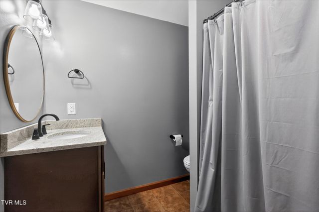 1203 Fredericksburg Drive, Johnson City, TN 37604