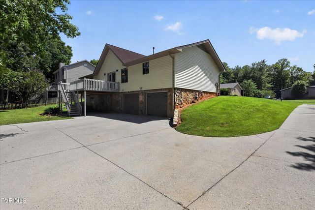 1203 Fredericksburg Drive, Johnson City, TN 37604