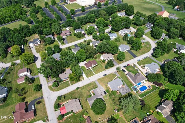 1203 Fredericksburg Drive, Johnson City, TN 37604