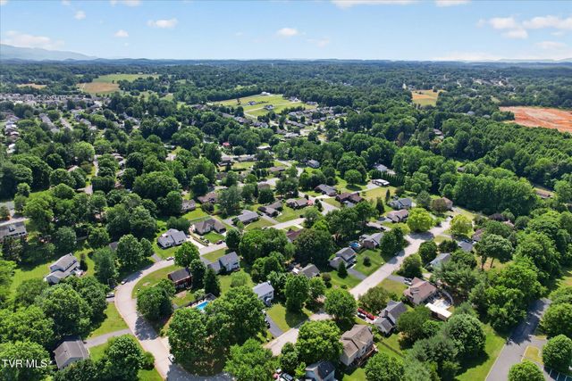 1203 Fredericksburg Drive, Johnson City, TN 37604
