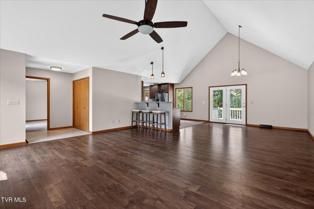1203 Fredericksburg Drive, Johnson City, TN 37604