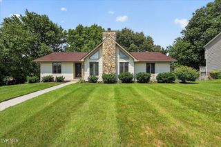 1203 Fredericksburg Drive, Johnson City, TN 37604