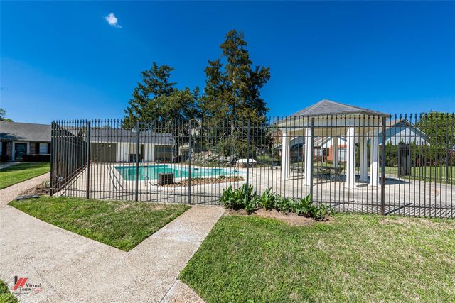 10 Tealwood Street, Shreveport, LA 71104