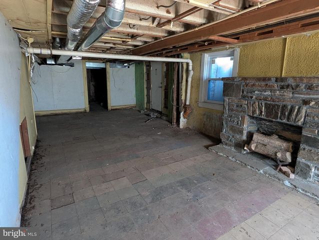 3300 BRIGHTON ST, Baltimore, MD 21216