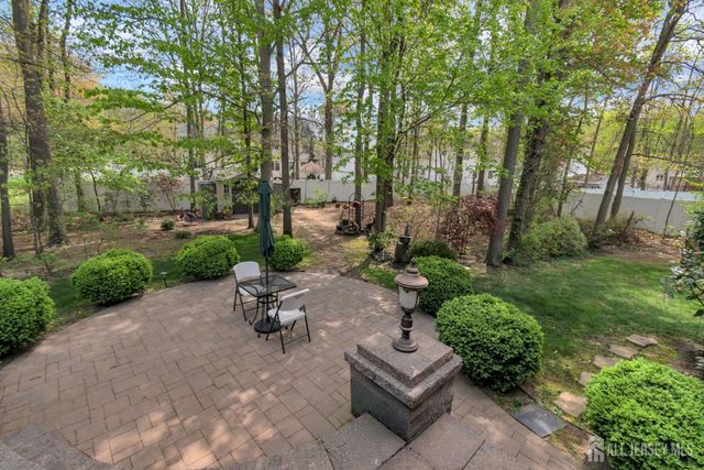 23 Yellowstone Drive, Old Bridge, NJ 08857