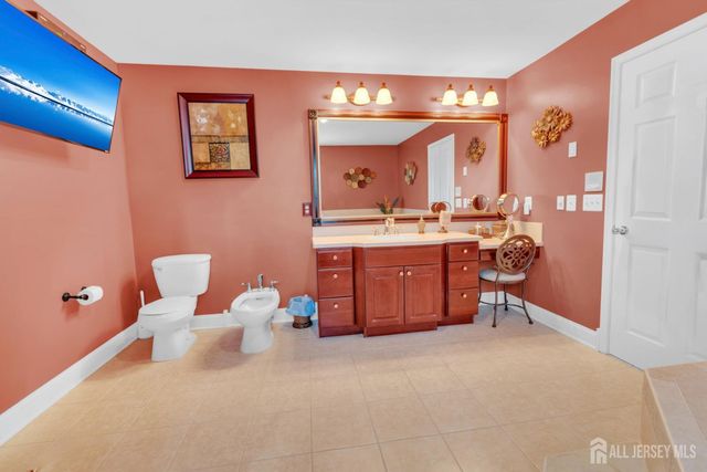 23 Yellowstone Drive, Old Bridge, NJ 08857