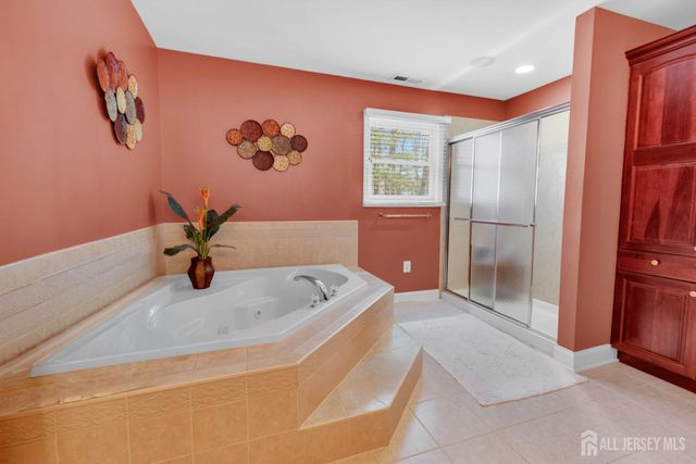 23 Yellowstone Drive, Old Bridge, NJ 08857