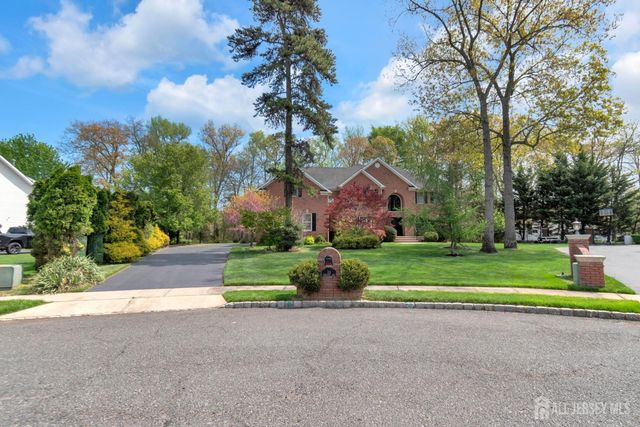 23 Yellowstone Drive, Old Bridge, NJ 08857
