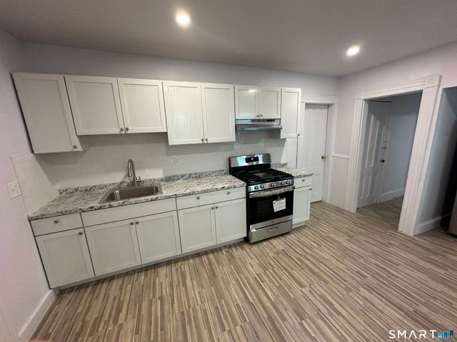 1036 Maplewood Avenue 1, Bridgeport, CT 06604