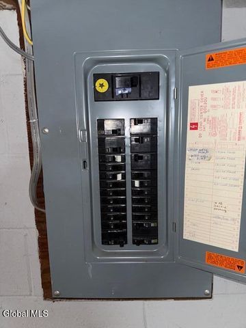 2743 W Lydius Street, Guilderland, NY 12306