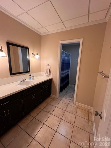1426 Alf Hoover Road, Vale, NC 28168