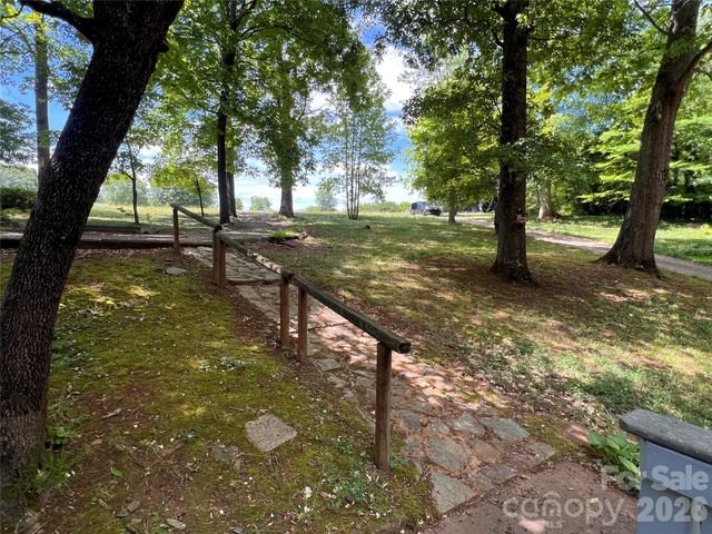 1426 Alf Hoover Road, Vale, NC 28168