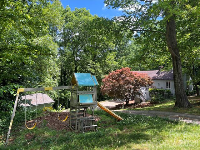 1426 Alf Hoover Road, Vale, NC 28168