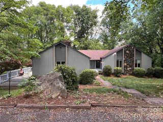 1426 Alf Hoover Road, Vale, NC 28168