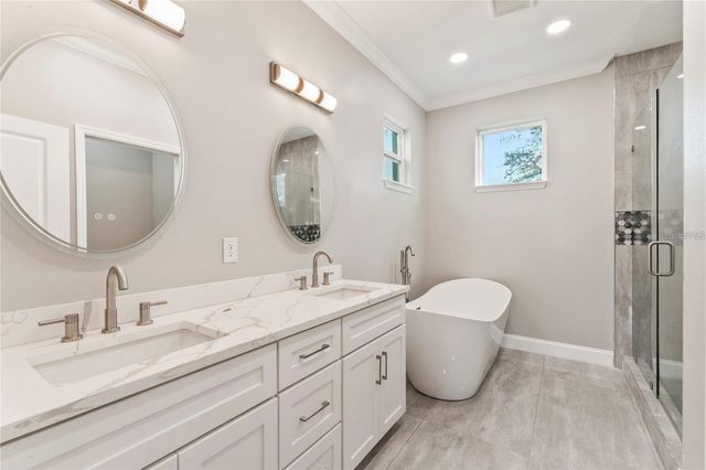 809 W LINEBAUGH AVENUE 5B, Tampa, FL 33612