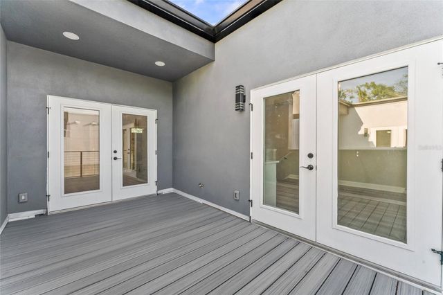 809 W LINEBAUGH AVENUE 5B, Tampa, FL 33612