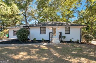 2326 Mark Trail, Decatur, GA 30032