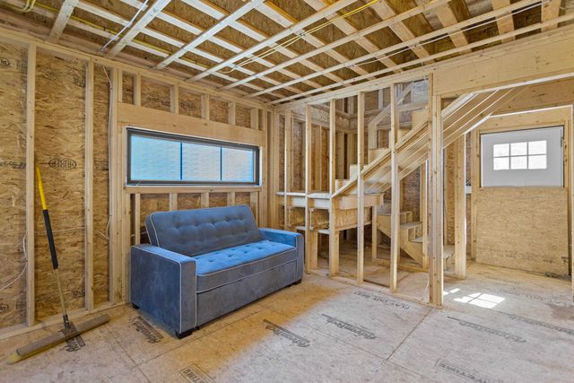 29-31 Walkeys Road, Windham, NH 03087