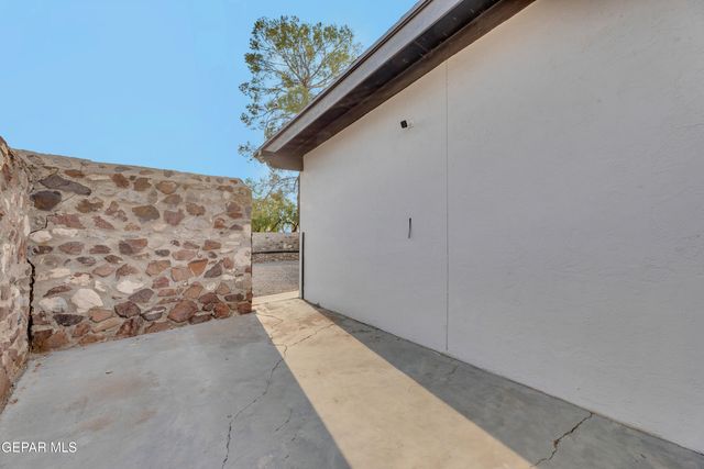 6637 MARIPOSA Drive, El Paso, TX 79912
