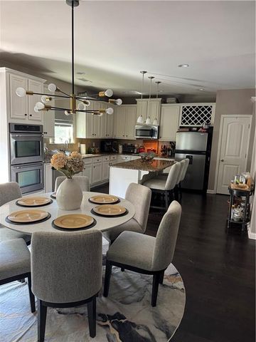 6532 Muirfield Point, Fairburn, GA 30213