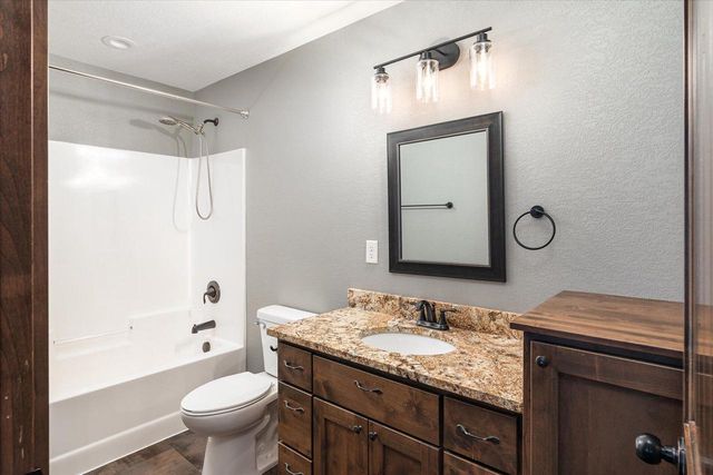 S4674 Erickson LANE, Viroqua, WI 54665