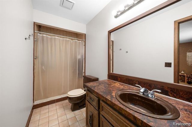 39185 Ceceil Drive, Clinton Charter Township, MI 48038