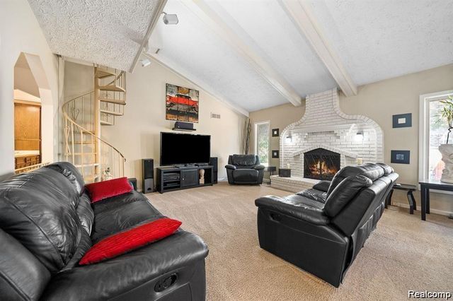 39185 Ceceil Drive, Clinton Charter Township, MI 48038