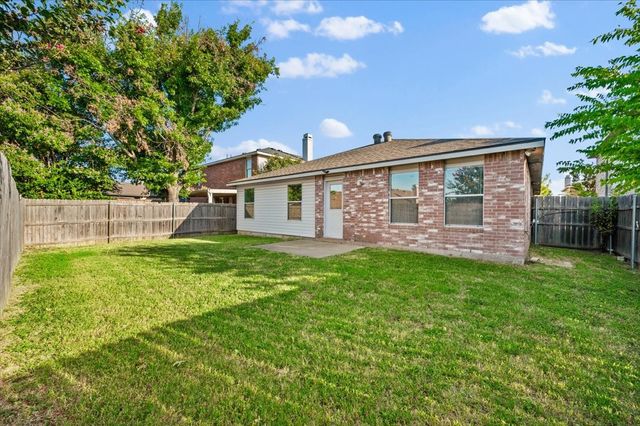 5504 Camarillo Drive, Fort Worth, TX 76244