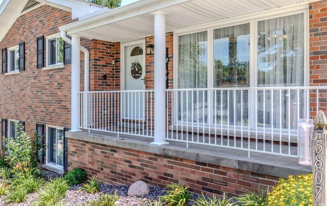 5807 Twickingham Drive, Evansville, IN 47711