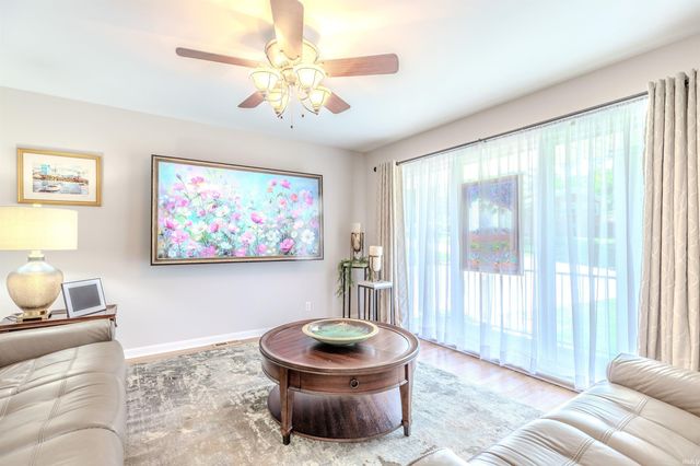 5807 Twickingham Drive, Evansville, IN 47711