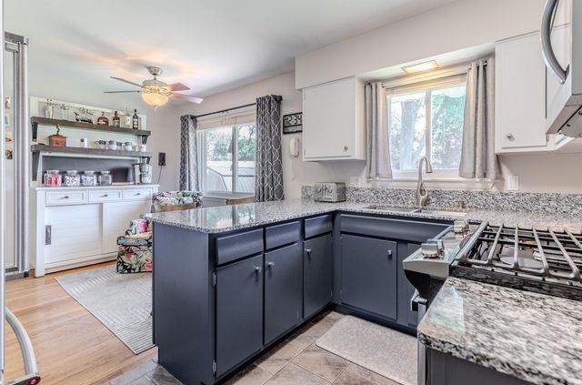 5807 Twickingham Drive, Evansville, IN 47711