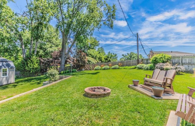 5807 Twickingham Drive, Evansville, IN 47711