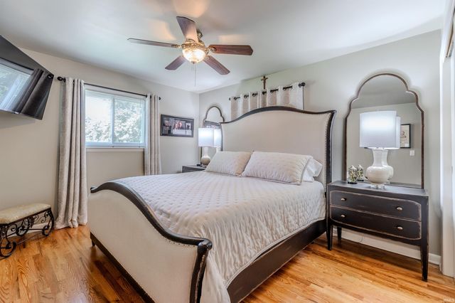 5807 Twickingham Drive, Evansville, IN 47711