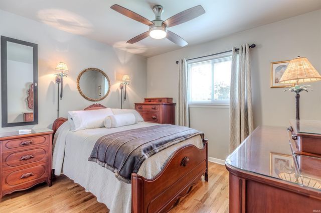 5807 Twickingham Drive, Evansville, IN 47711