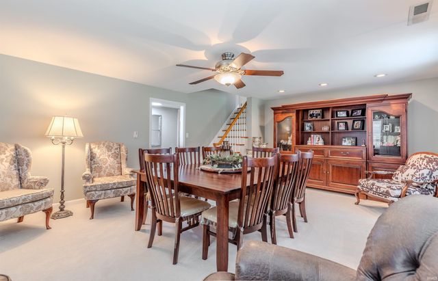 5807 Twickingham Drive, Evansville, IN 47711