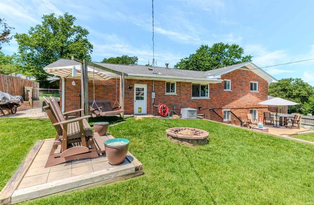 5807 Twickingham Drive, Evansville, IN 47711