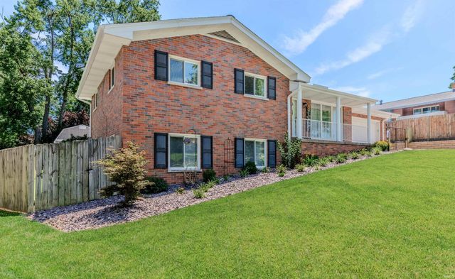 5807 Twickingham Drive, Evansville, IN 47711