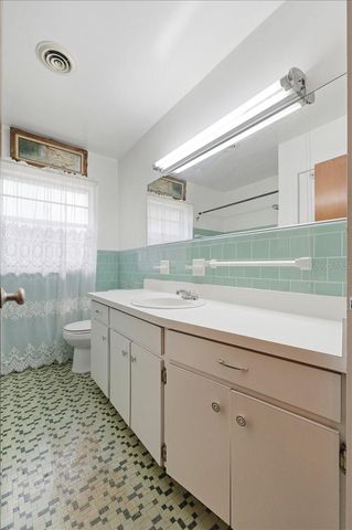 1206 W LAKE PARKER DRIVE, Lakeland, FL 33805