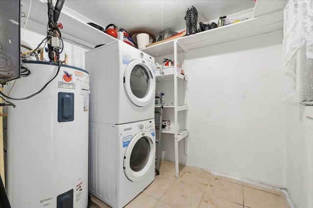 1206 W LAKE PARKER DRIVE, Lakeland, FL 33805