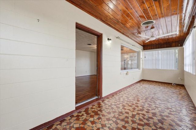 1206 W LAKE PARKER DRIVE, Lakeland, FL 33805