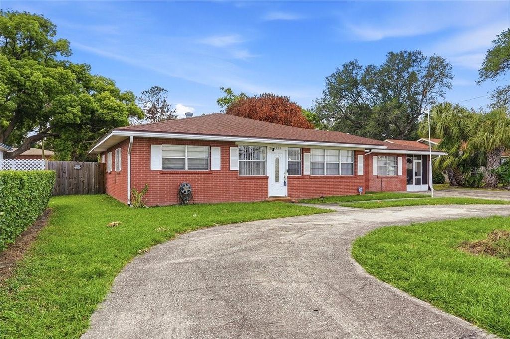 1206 W LAKE PARKER DRIVE, Lakeland, FL 33805