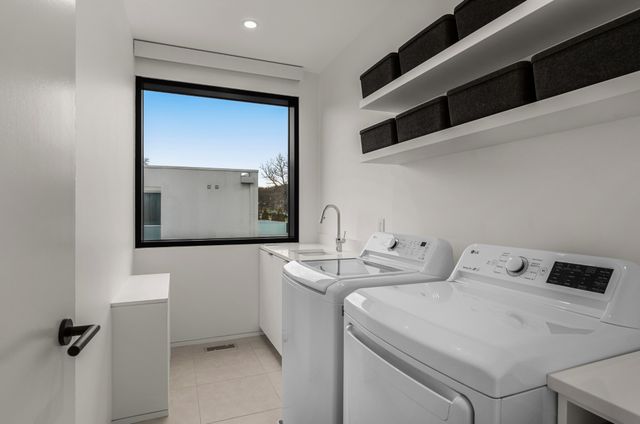 1143 Battery Ln, Nashville, TN 37220