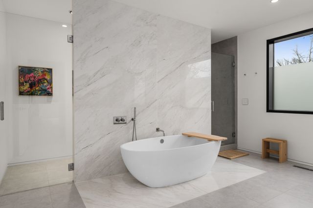 1143 Battery Ln, Nashville, TN 37220