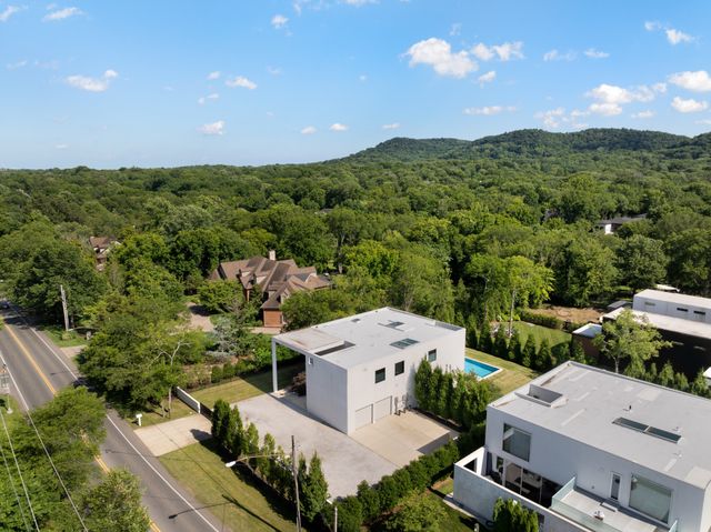 1143 Battery Ln, Nashville, TN 37220